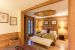 luxury chalet 10 Rooms for seasonal rent on COURCHEVEL (73120)